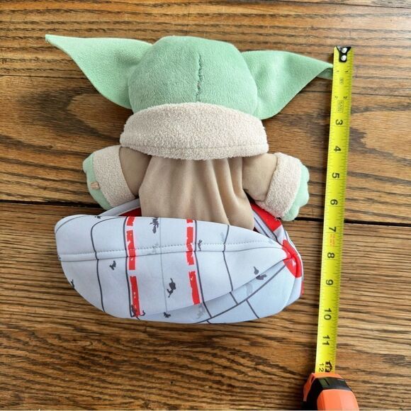 Star Wars Baby Yoda Mandalorian The Child Bounty Collection Hideaway Plush‎ Toy - Picture 2 of 4